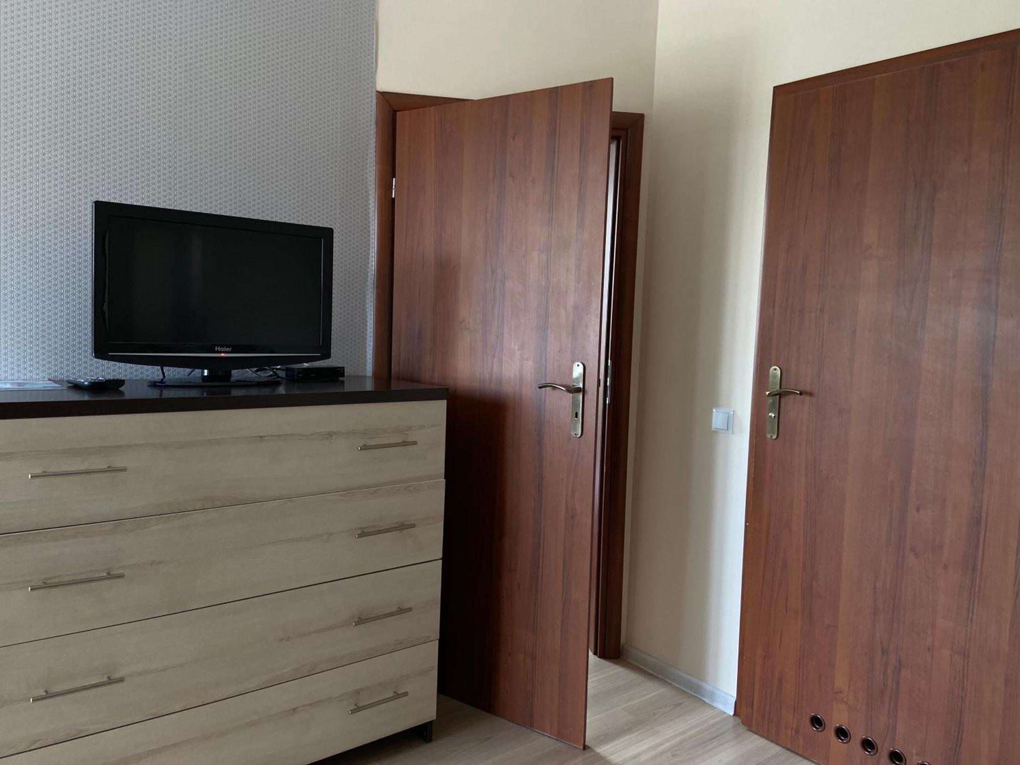 Sztutowo Lazurowy Dwor - Apartamenty Oraz Pokoje Z Basenem I Parkingiem Exterior foto